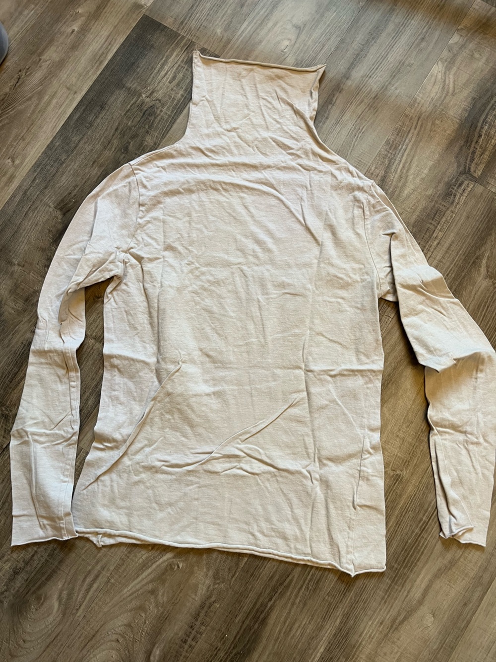 Vie women’s turtleneck size 2